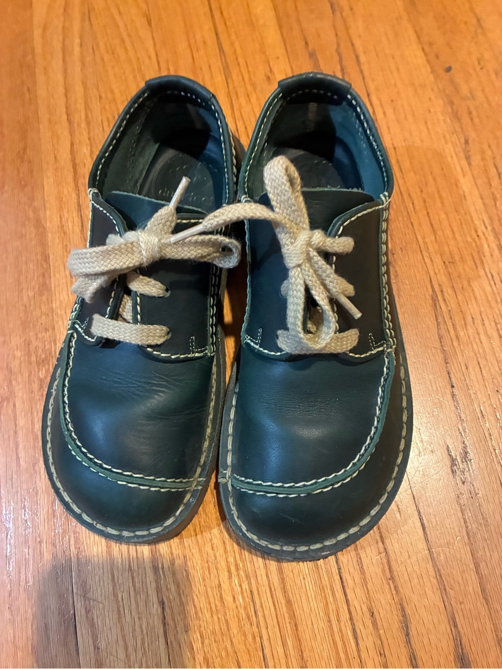 Duckfeet Fyn Green Leather Women shoe size 39